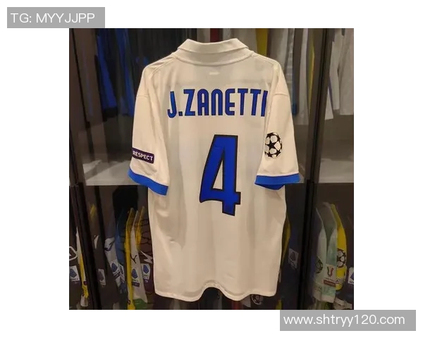 44号球衣的传奇足球明星背后的故事与荣耀之路